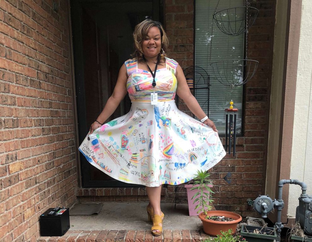 PHOTO: Wichita, Kansas kindergarten teacher Ashley Hicks had her students sign a white dress at the end of the year instead of a yearbook.