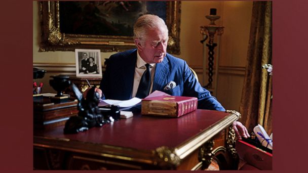 King Charles III seen in new photo released by Buckingham Palace - ABC News