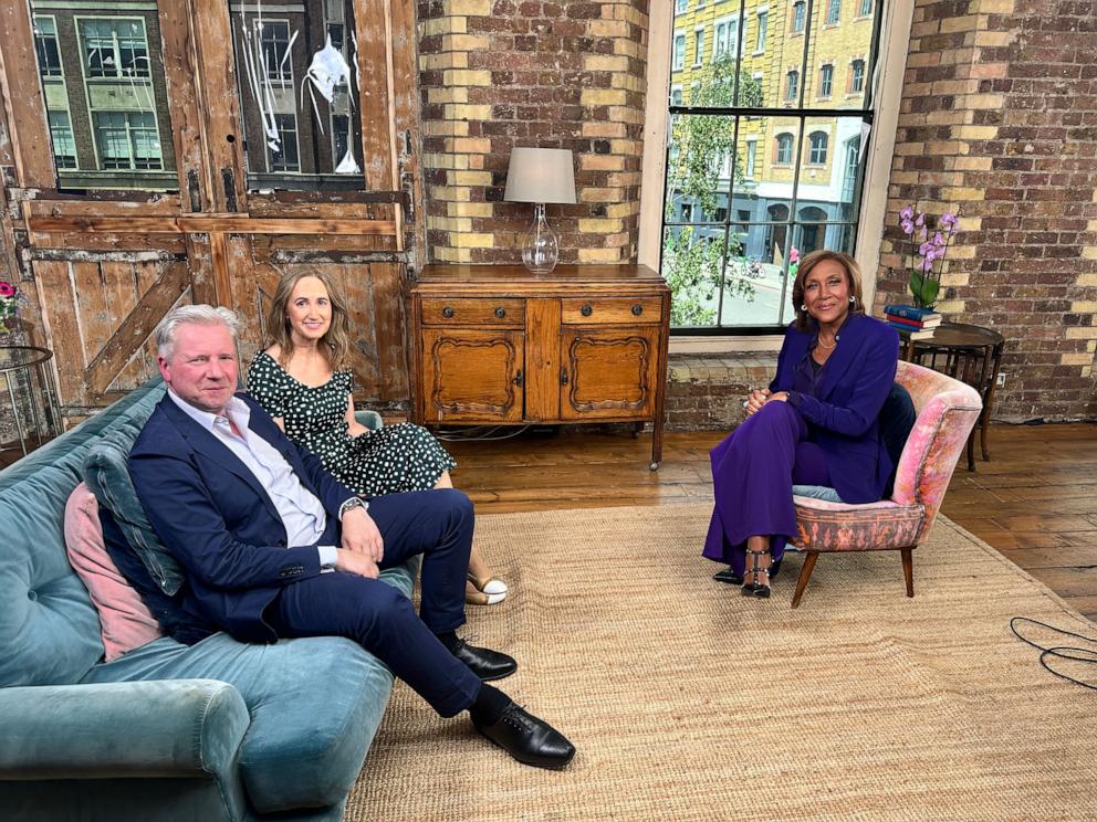 PHOTO: Best-selling author Sophie Kinsella and her husband Henry sat down together for an interview with "Good Morning America" co-anchor Robin Roberts.