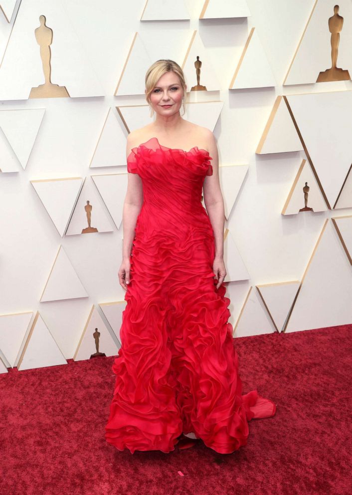 PHOTO: Kirsten Dunst attends the 94th Annual Academy Awards at Hollywood and Highland on March 27, 2022 in Hollywood, Calif.