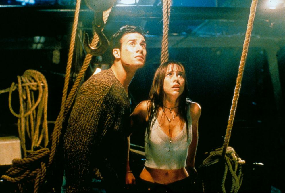 PHOTO: Freddie Prinze Jr and Jennifer Love Hewitt in a scene from 'I Know What You Did Last Summer."