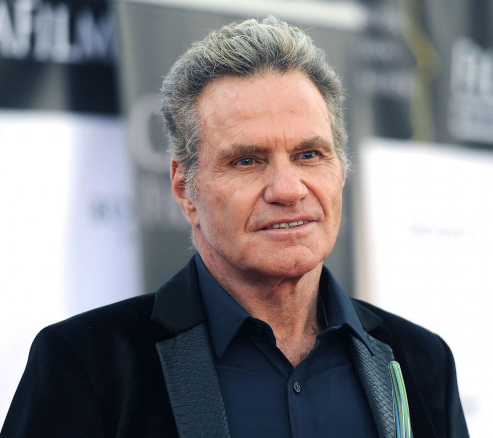 FOTO: Martin Kove besucht eine Veranstaltung, Sept. 26, 2020, im Langen Strand, Calif. 