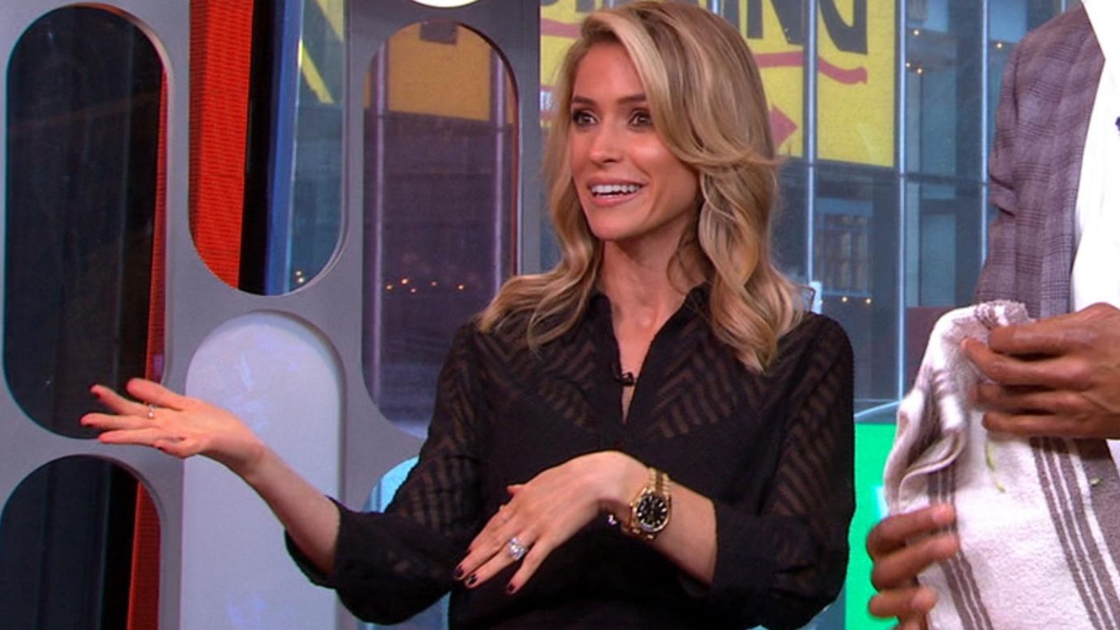 PHOTO: Kristin Cavallari demonstrates her zucchini almond butter blondie on ABC's "Strahan & Sara," April 15, 2019.