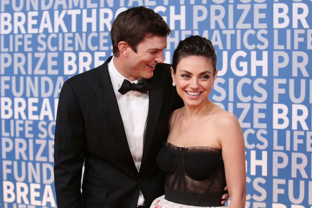PHOTO: Ashton Kutcher, left, and Mila Kunis attend the 2018 Breakthrough Prize at NASA Ames Research Center on Dec. 3, 2017 in Mountain View, Calif.