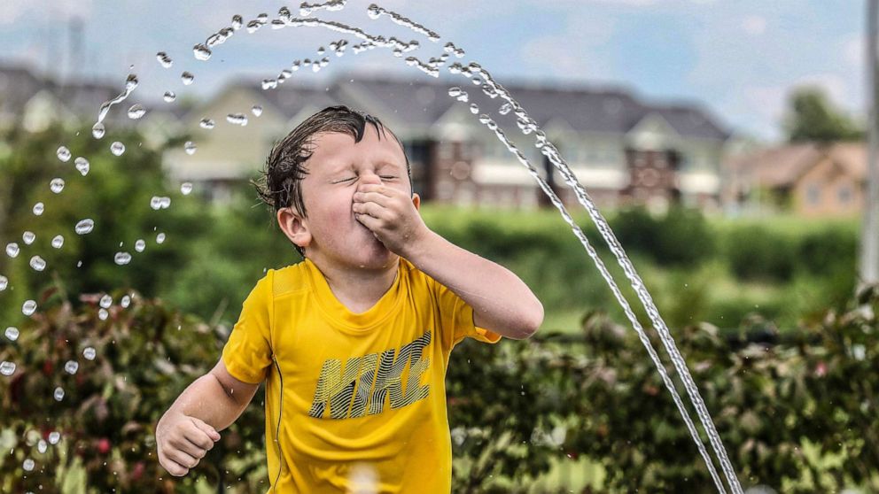 Heat wave is coming: How to stay safe and prepare an emergency