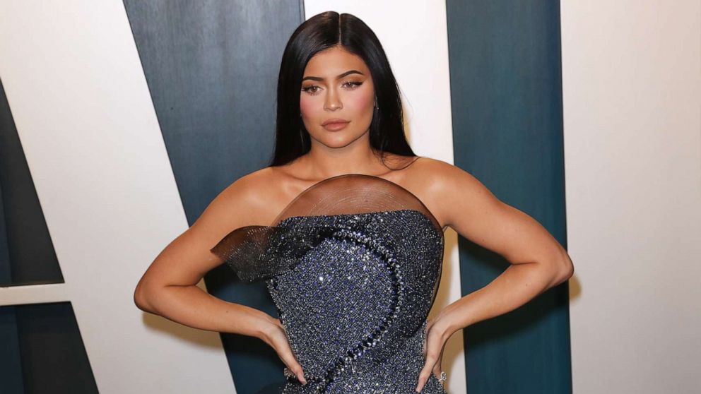 Kylie Jenner And Forbes Inside Their Spat Over Her Billionaire Status Good Morning America