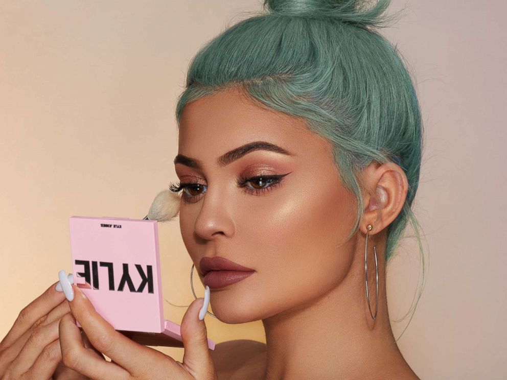 kylie-jenner-ht-ml-