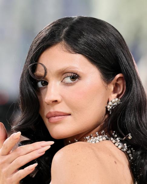 kylie jenner green knit dress 2026 Met Gala highlights Jenner maxi dress