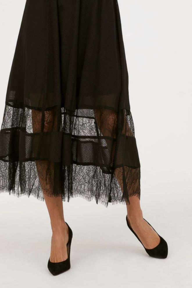 PHOTO: H&M Skirt with Lace