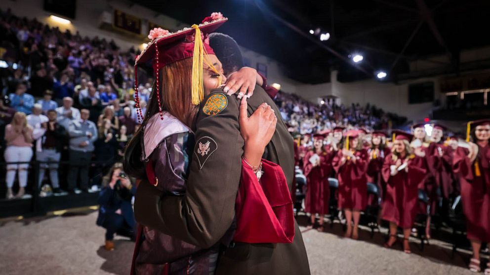 PHOTO: LaDyra Lyte was surprised by her brother, a U.S. service member, during her graduation at Central Michigan University on May 14, 2022.