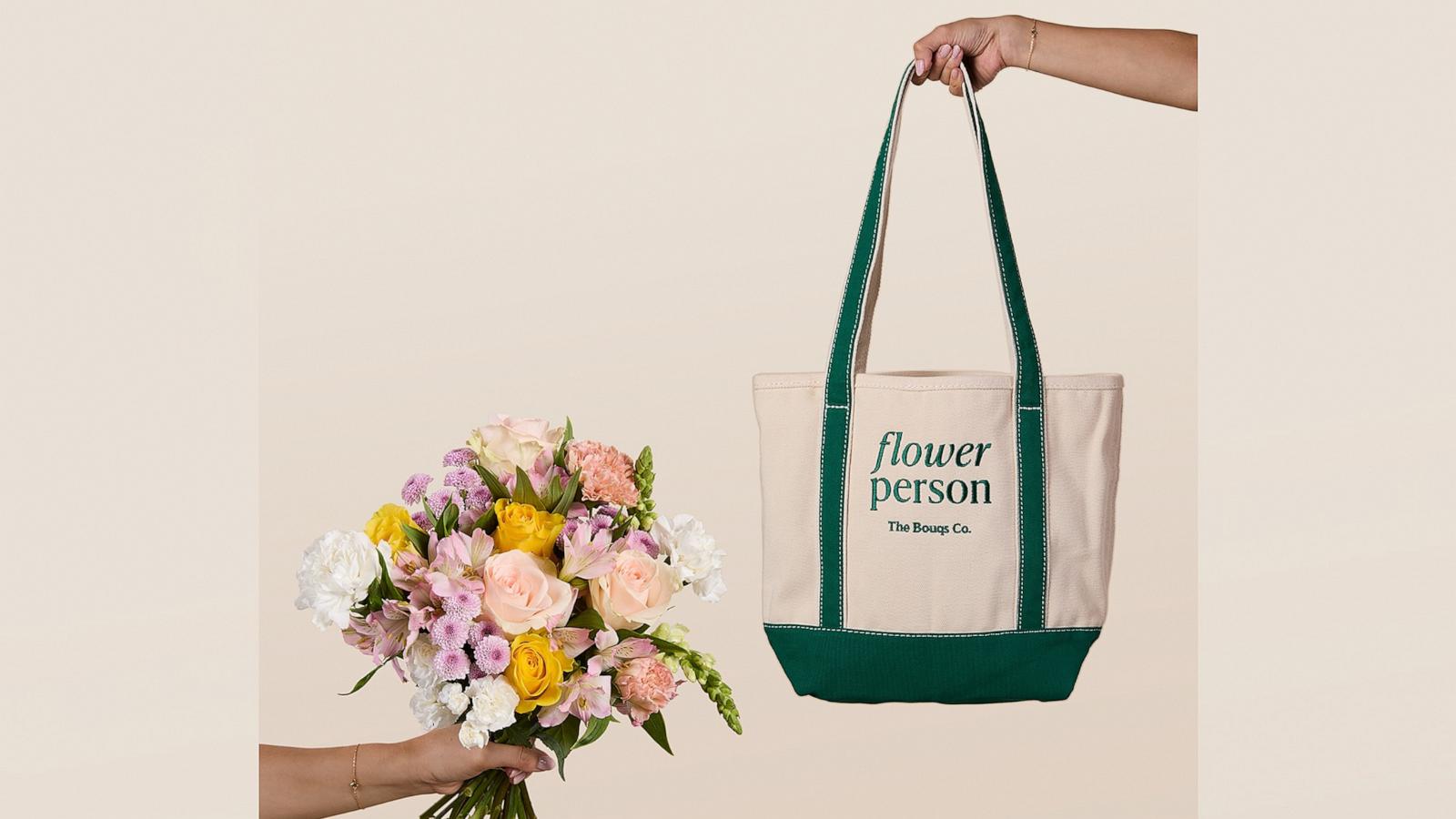 PHOTO: Shop the Bouqs x Lands’ End Canvas Pocket Tote Gift Set