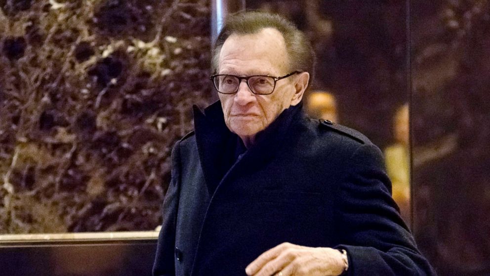 Television and radio host Larry King is seen in the lobby of Trump Tower in New York, Dec. 1, 2016.