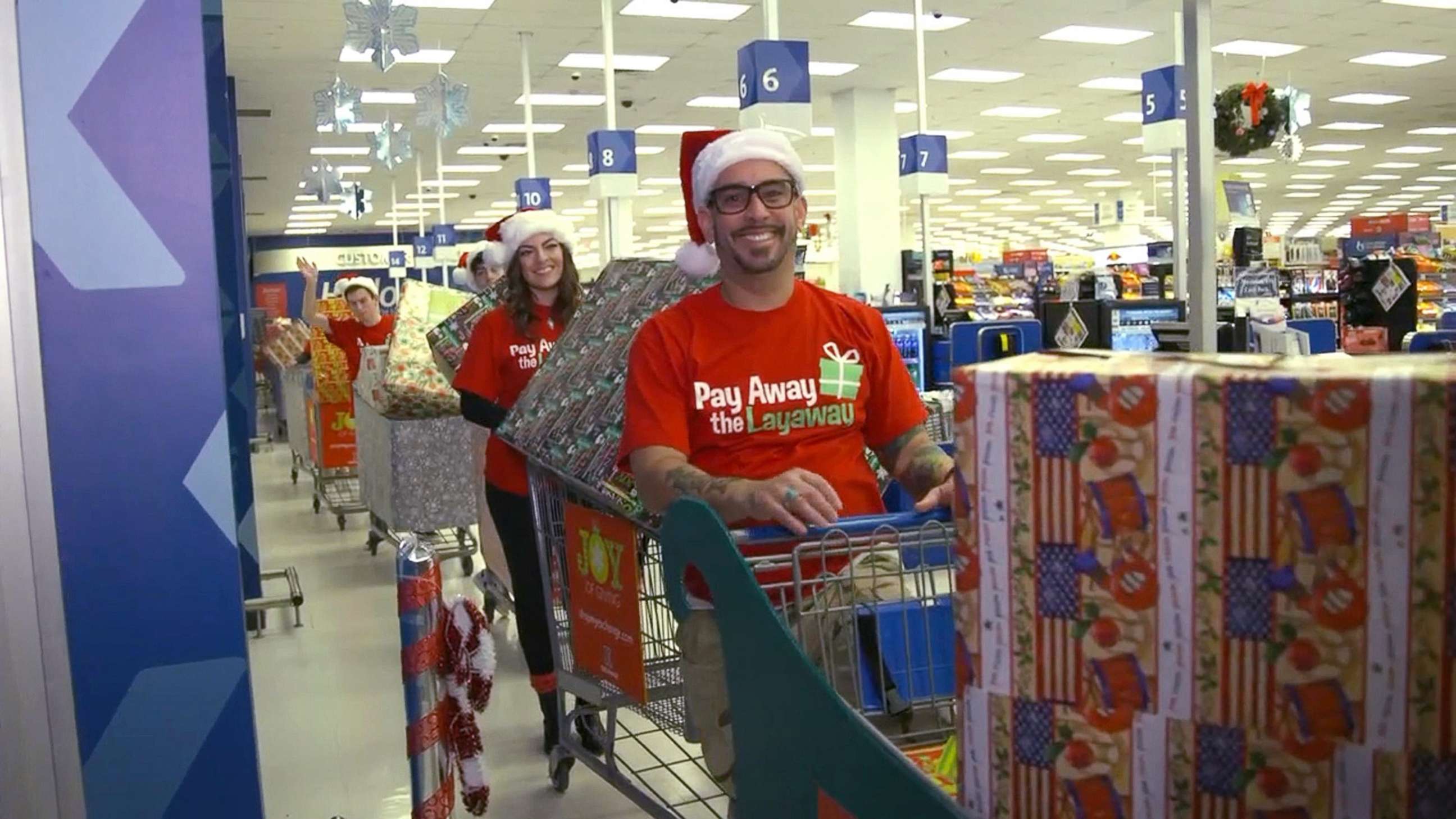 'Layaway angels' provide Christmas cheer for families across the ...