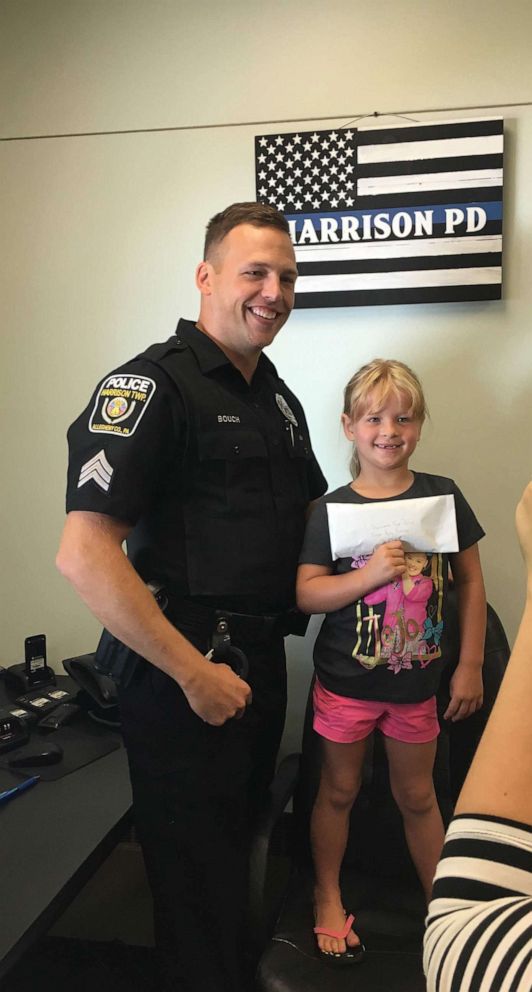 PHOTO: 6-year-old Kaley Bastine works to fundraise through lemonade stands so her local police can buy a K9.