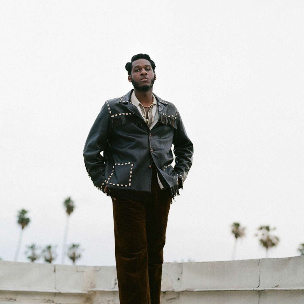 VIDEO: From busboy to star Leon Bridges is redefining his sound