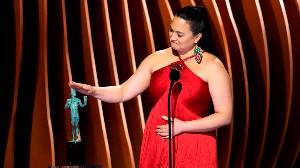 VIDEO: SAG Awards reveal potential favorites for Oscars