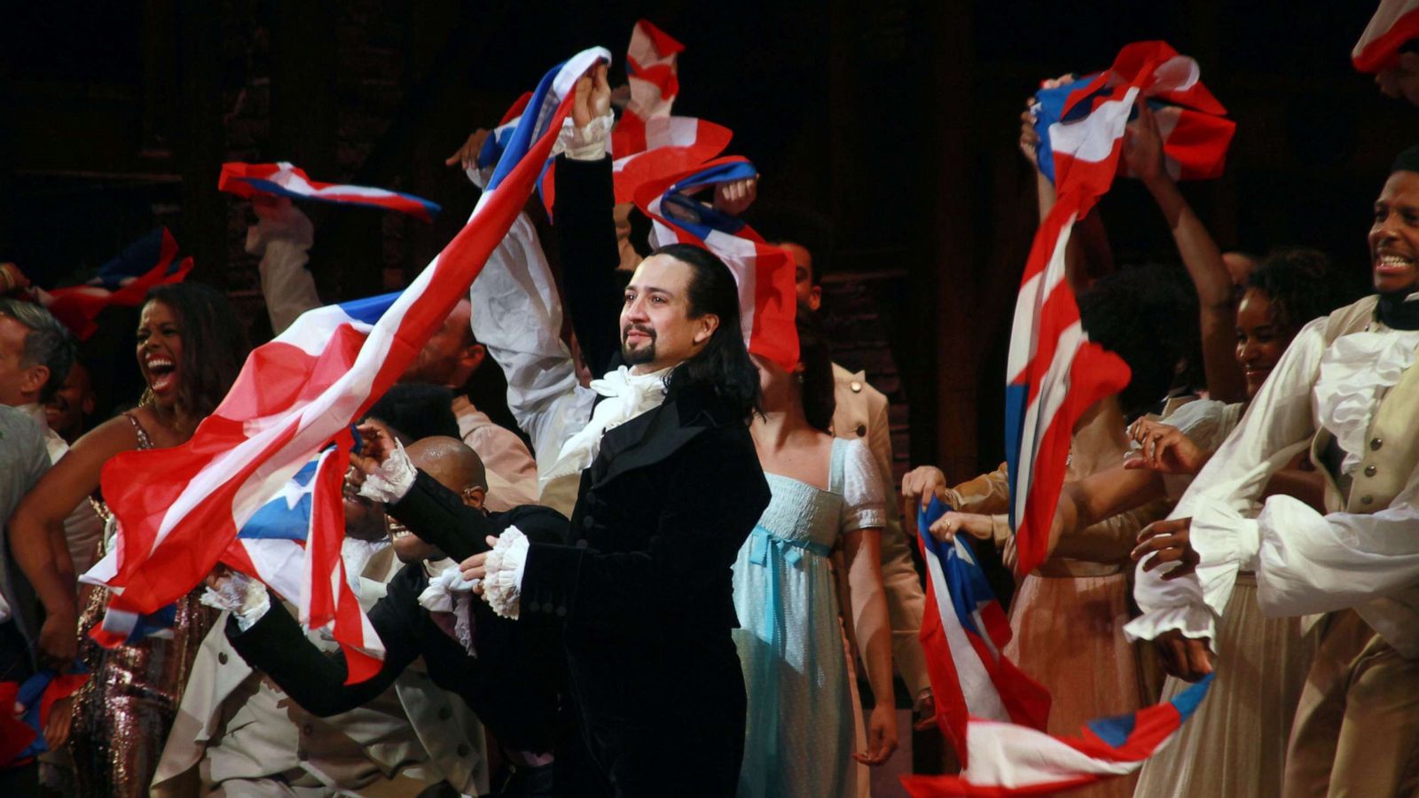 PHOTO: Lin-Manuel Miranda and the cast of "Hamilton" say goodbye to the audience at the end of the performance during the closing night of "Hamilton" at Centro de Bellas Artes, Jan. 27, 2019 in San Juan, Puerto Rico.