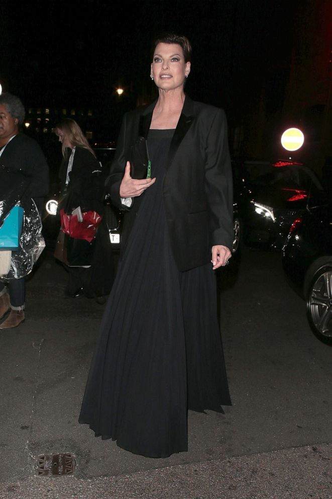 PHOTO: Linda Evangelista seen leaving Vogue World: London 2023 at the Theatre Royal Drury Lane on September 14, 2023 in London.