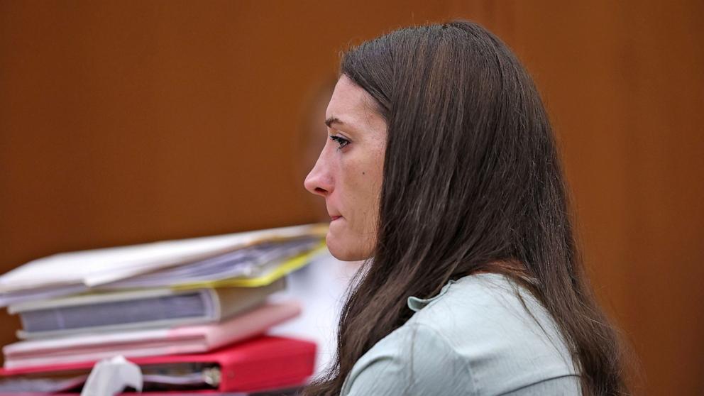 Defense expert details the extent of Lindsay Clancy's injuries after suicide attempt