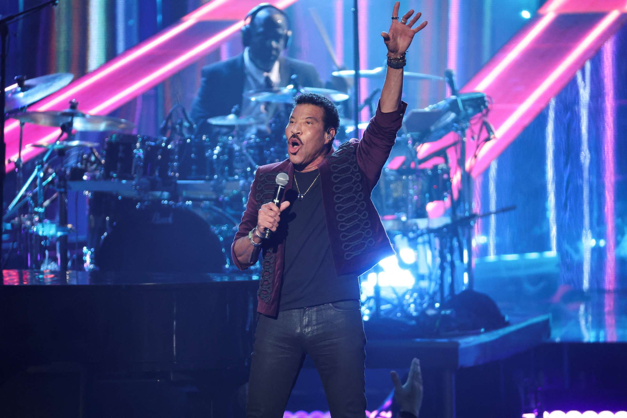 PHOTO: Lionel Richie performs at the 37th Annual Rock & Roll Hall of Fame Induction Ceremony, Nov. 5, 2022, in Los Angeles.