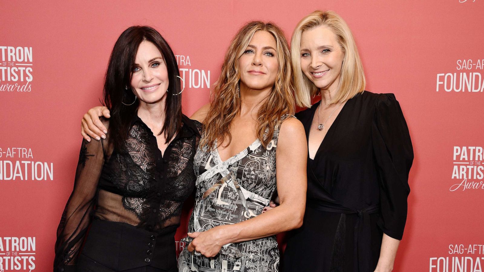 PHOTO: Courteney Cox, Jennifer Aniston and Lisa Kudrow attend SAG-AFTRA Foundation's 4th Annual Patron of the Artists Awards at Wallis Annenberg Center for the Performing Arts, Nov. 7, 2019, in Beverly Hills, Calif.