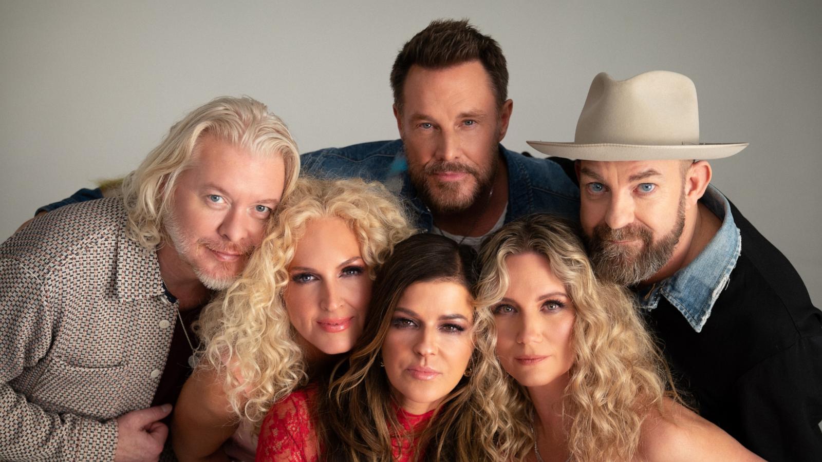 PHOTO: Little Big Town and Sugarland will head out on a U.S. tour titled Take Me Home Tour.