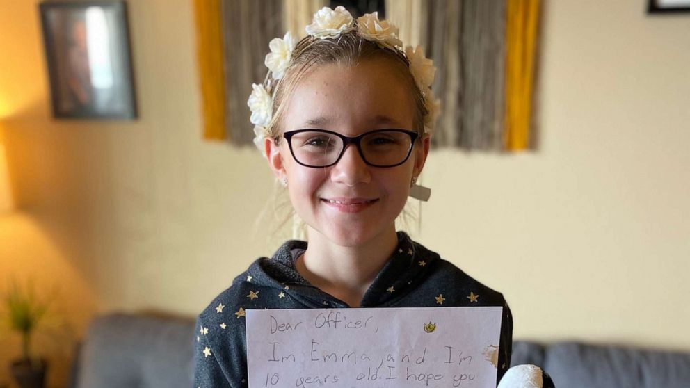 PHOTO: Johnna Jablonski, of Billings, Montana, is mom to 10-year-old Emma Jablonski. She told "Good Morning America" that her daughter had seen news footage covering the now-viral video of Officer Daniel Hodges being crushed inside the Capitol building.