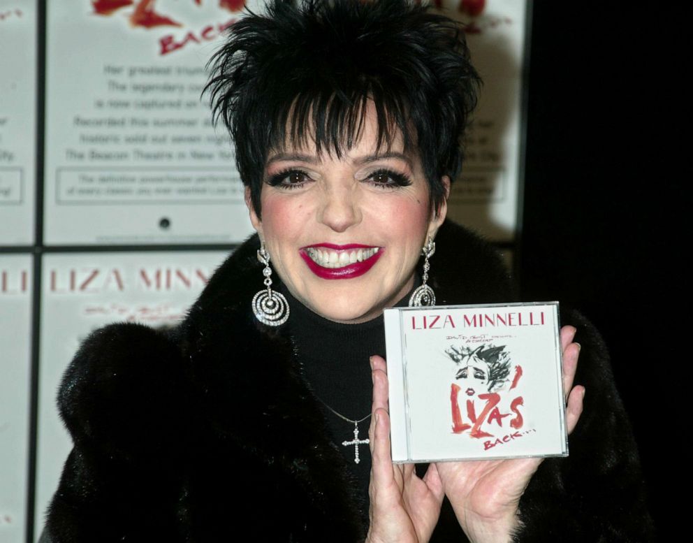 PHOTO: Liza Minnelli promotes her new CD at Tower Records in New York City.
