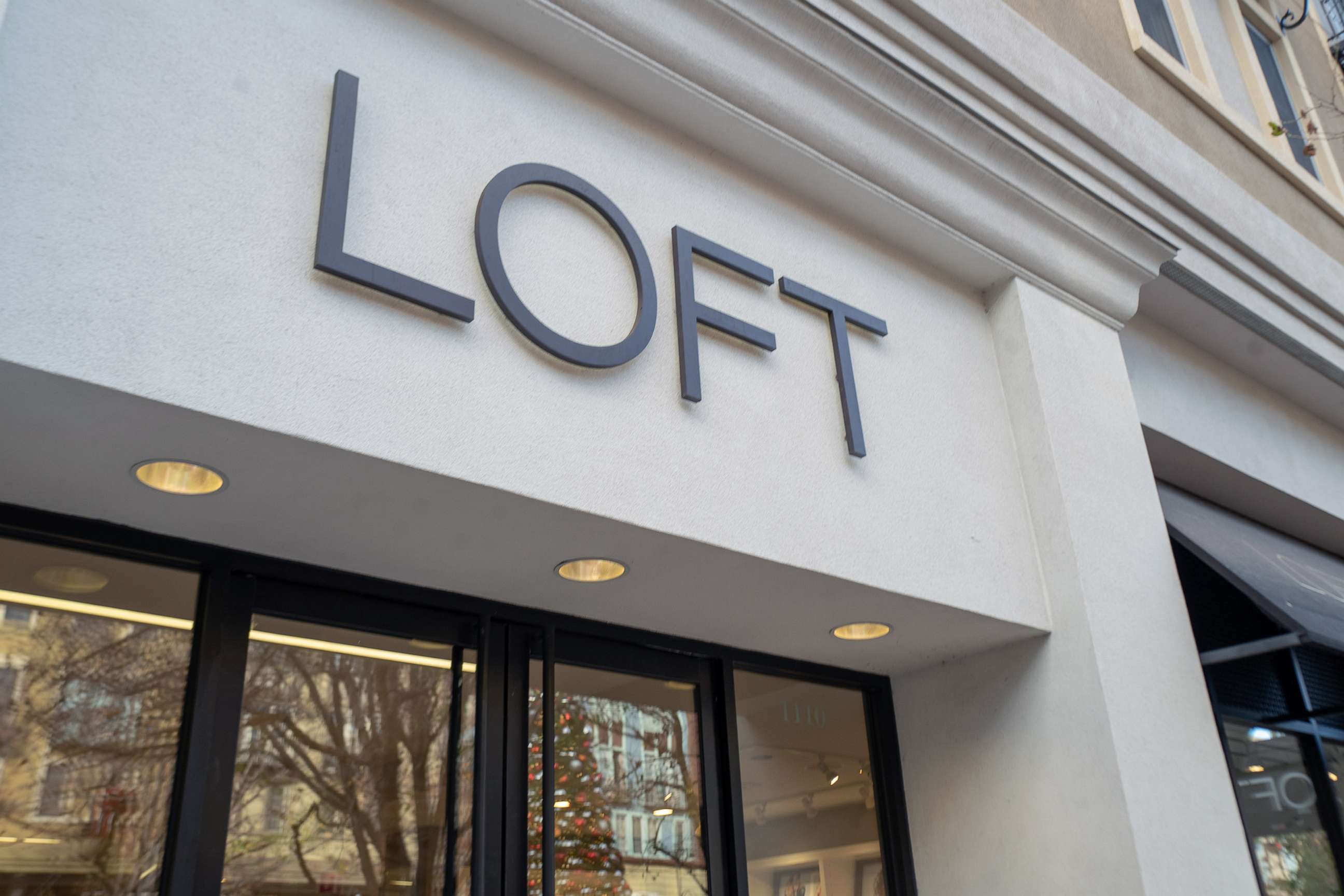 PHOTO: A Loft clothing store on Santana Row in the Silicon Valley, San Jose, Calif., Dec. 14, 2019.