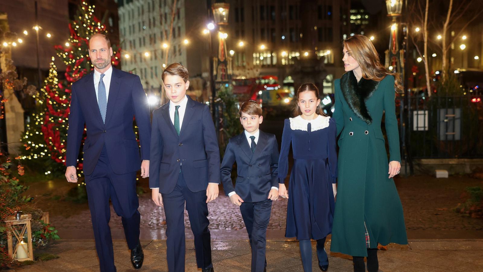 Kate Middleton joined by Prince William and kids at annual Christmas carol service - ABC News