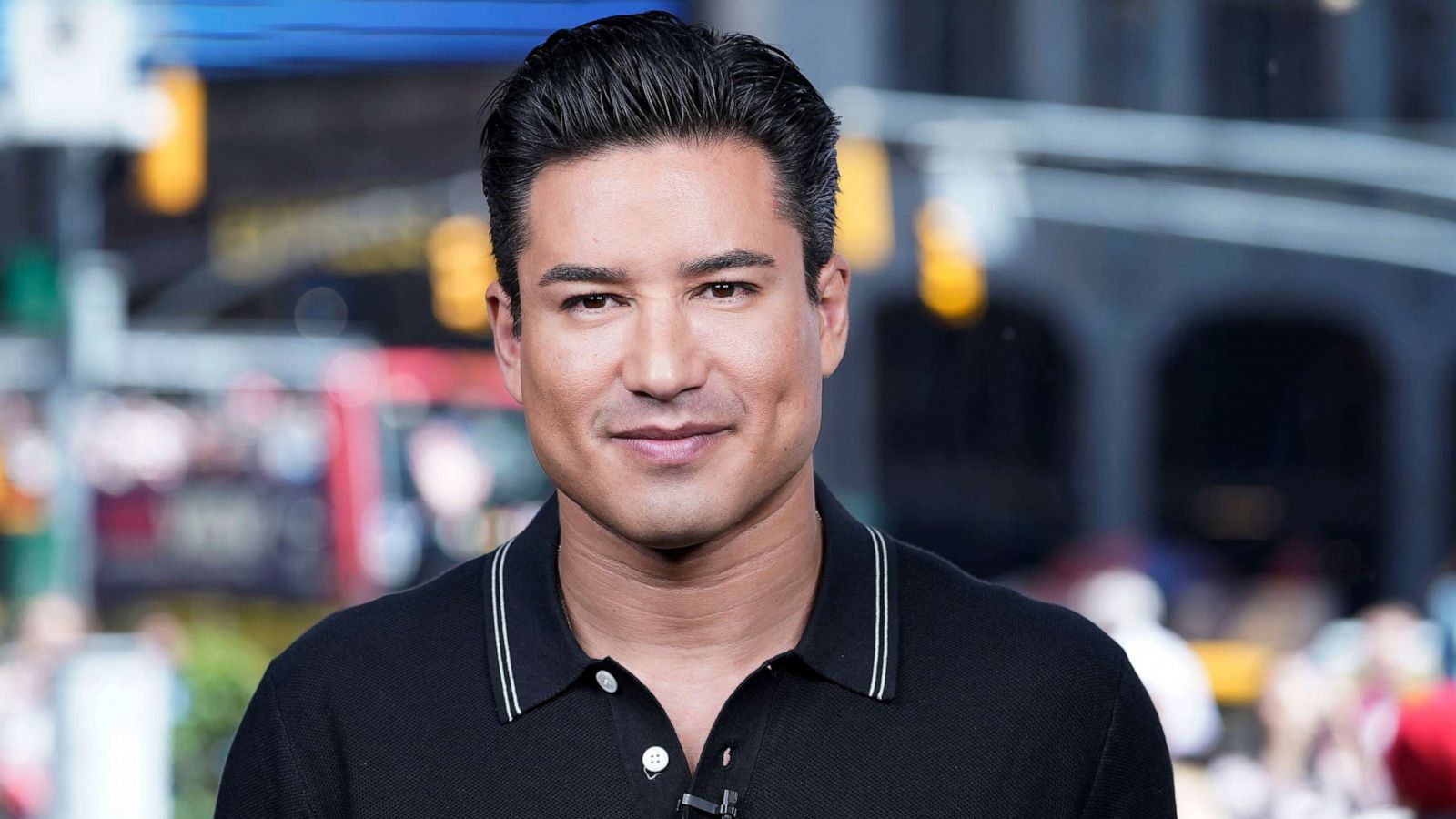 PHOTO: Mario Lopez tapes "Extra" at The Levi's Store Times Square, May 16, 2019, in New York.