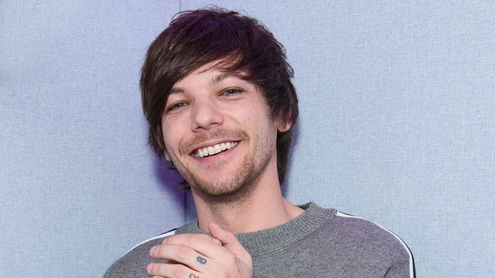 PHOTO: Louis Tomlinson visits at Kiss FM Studio's on March 07, 2019, in London.