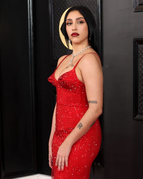 Lourdes Leon pays tribute to mom Madonna in red cone dress at 2023 Grammys  - Good Morning America