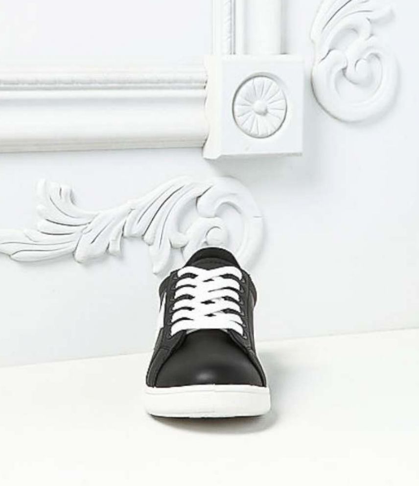 PHOTO: Black Faux Leather Star Sneakers