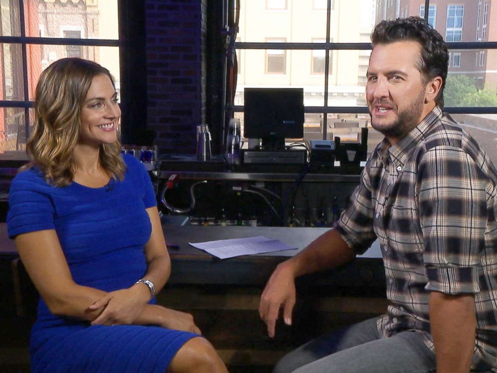 PHOTO: CMA nominee Luke Bryan appeared in an interview with Paula Faris on Good Morning America.