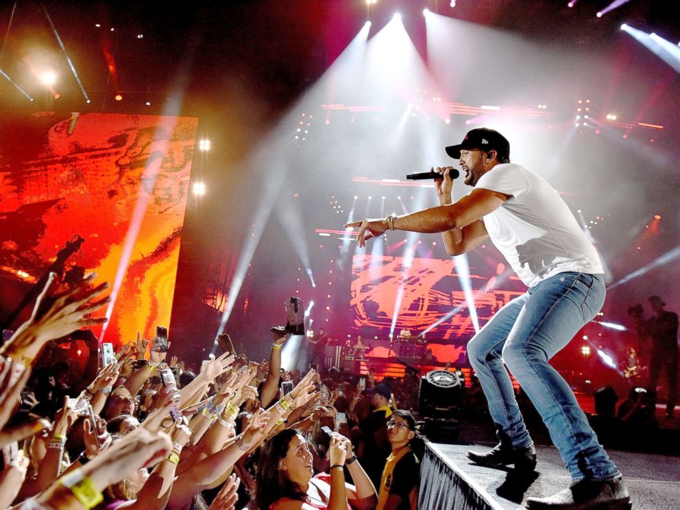 luke bryan tour los angeles