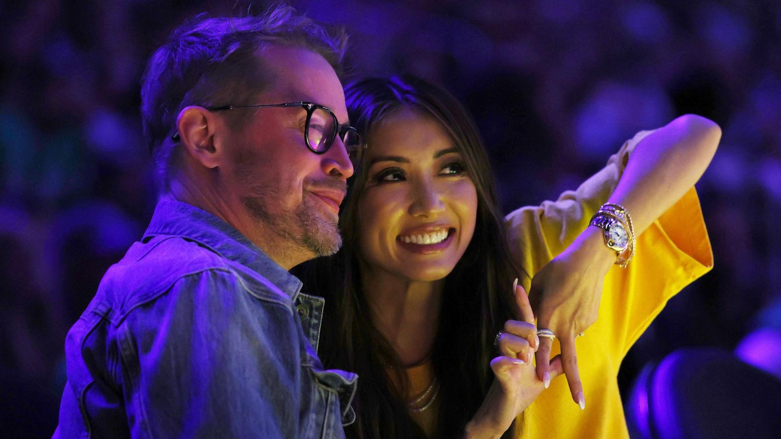 PHOTO: Macaulay Culkin poses for a picture with partner Brenda Song during the game between the Boston Celtics and the Los Angeles Lakers at Crypto.com Arena, Jan. 23, 2025, in Los Angeles.