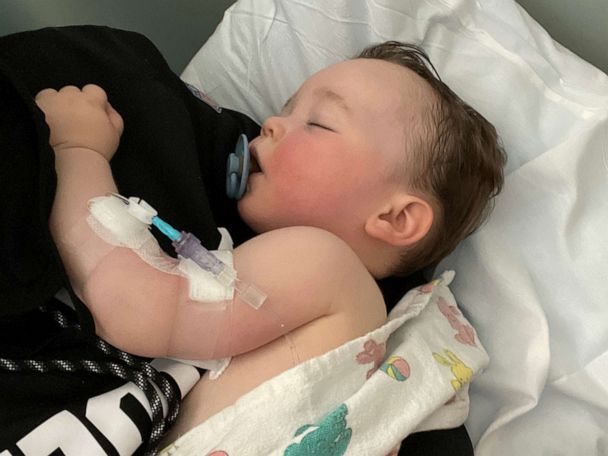 Mom shares warning about extreme thirst, wet diaper after son diagnosed  with Type 1 diabetes - Good Morning America