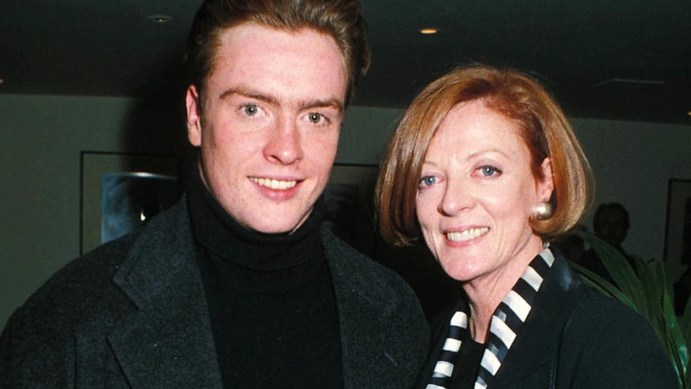 PHOTO: Maggie Smith and son Toby Stephens in London, Dec. 28, 2005.