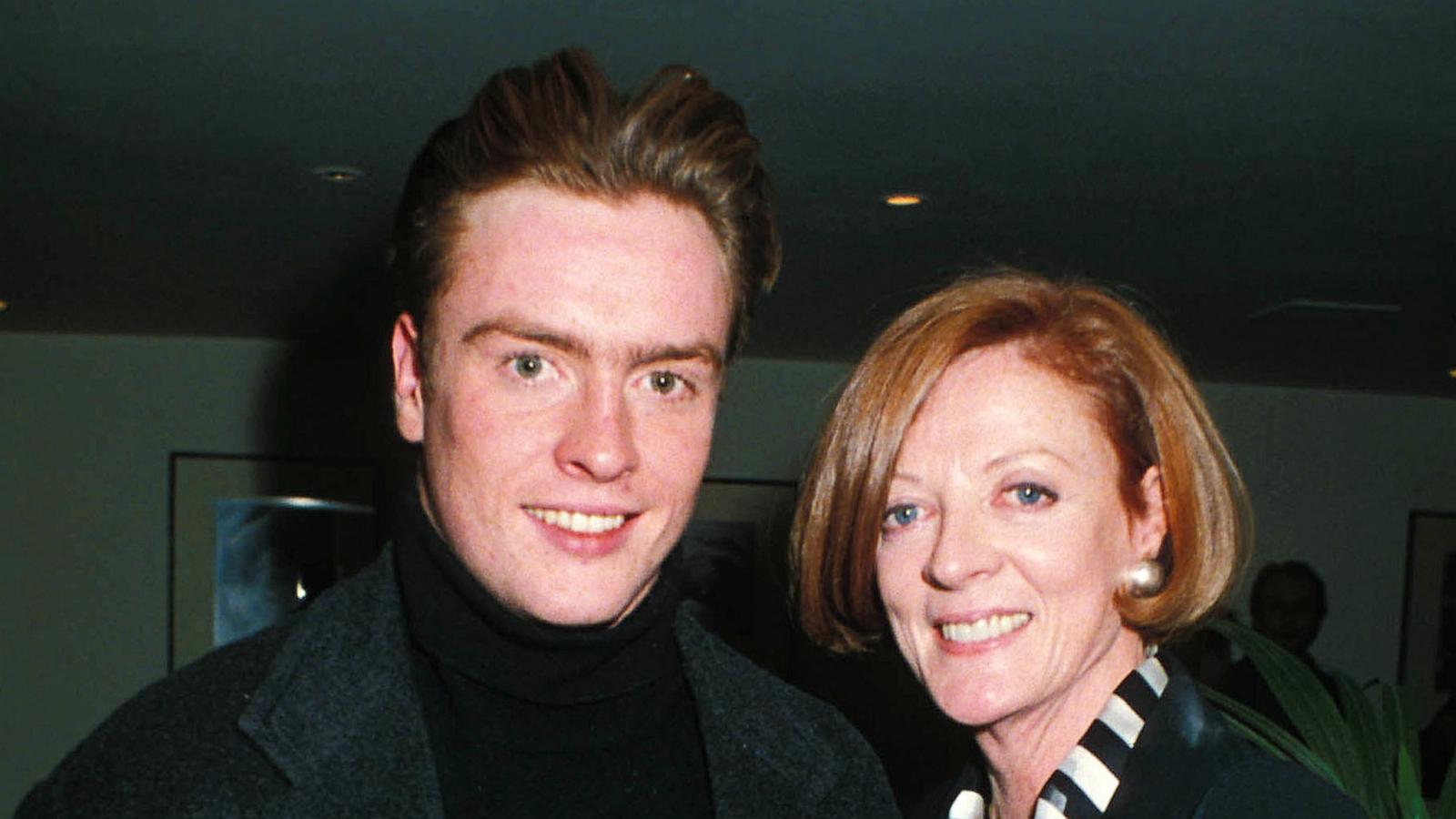 PHOTO: Maggie Smith and son Toby Stephens in London, Dec. 28, 2005.