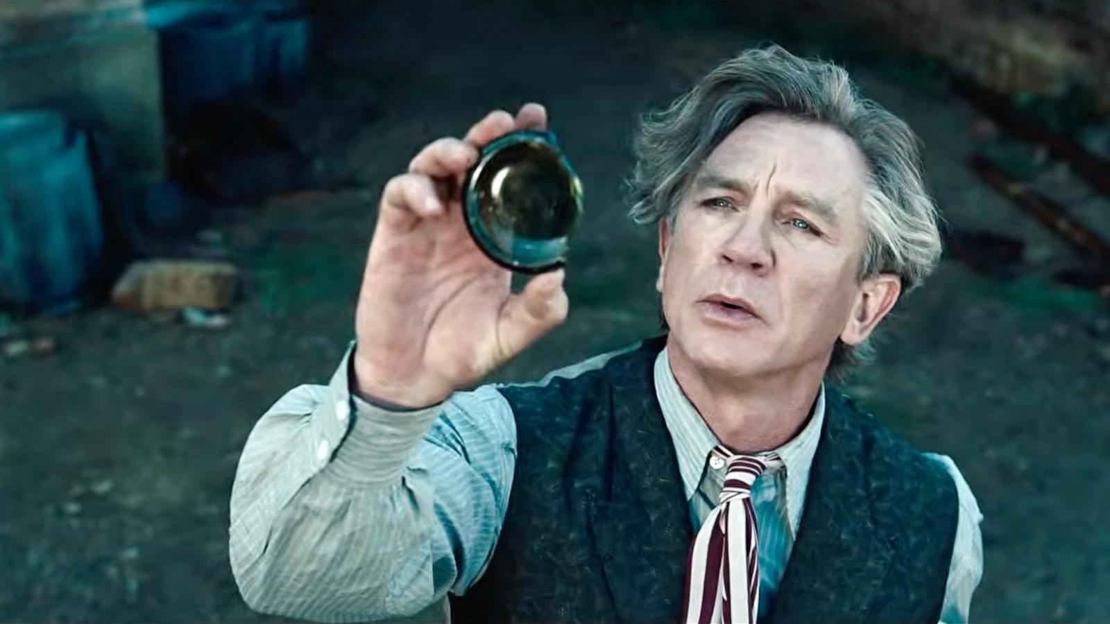 PHOTO: Daniel Craig is shown in a scene from "Narnia: The Magician's Nephew."