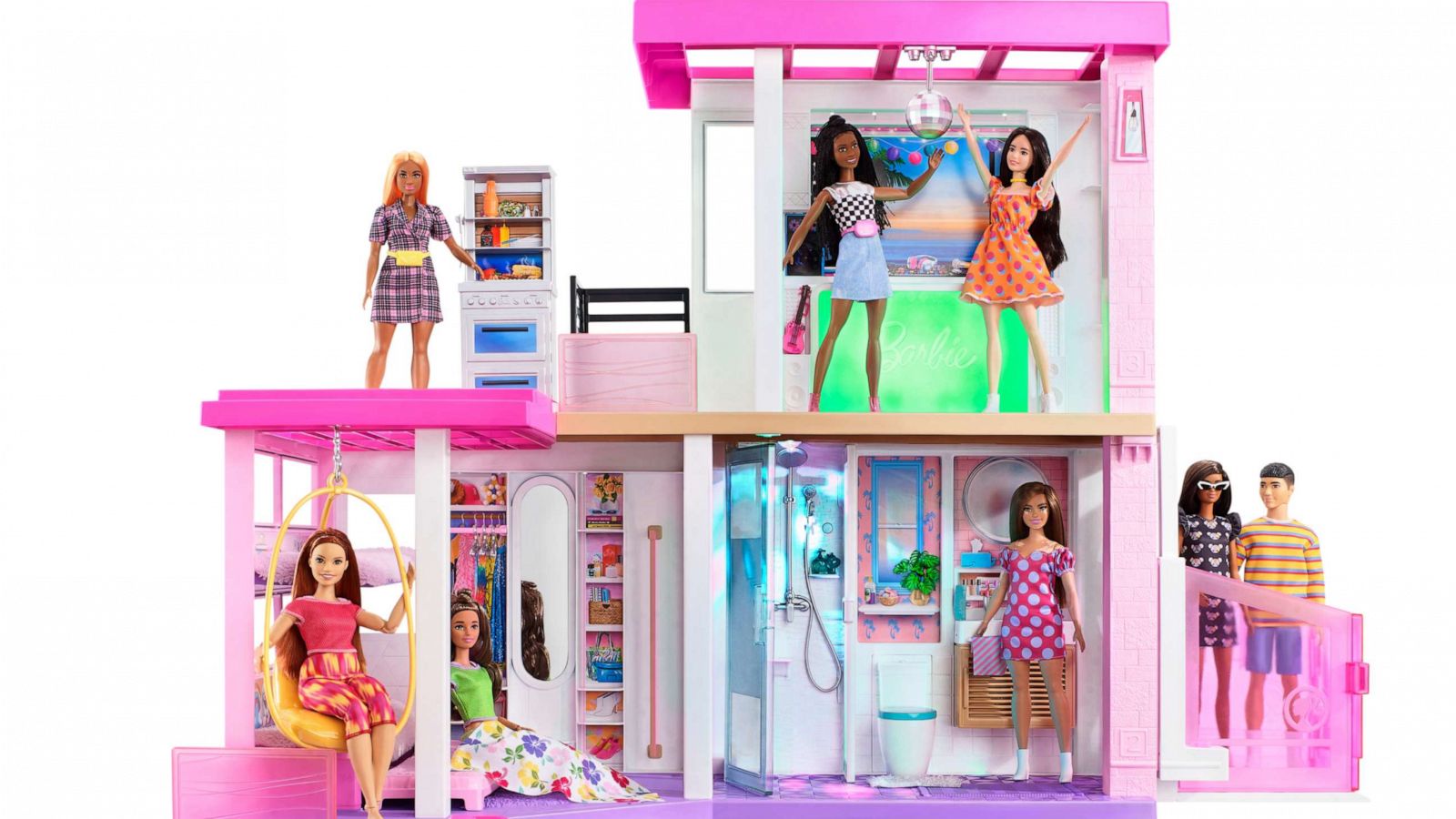 Barbie's Dreamhouse gets a makeover for 2023 - Good Morning America