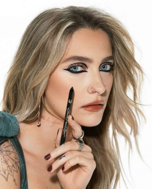 Paris Jackson partners with KVD Beauty in new campaign - Good