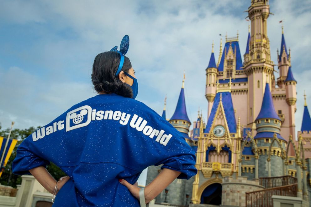 PHOTO: Disney is teaming up with Make-a-Wish to celebrate their 40 year partnership with the "Wishes Come True Blue" collection.