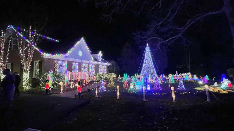 PHOTO: The Make-A-Wish Foundation's Christmas light display for Wyatt, a 6-year-old boy with Leukemia from Durham, N.C.