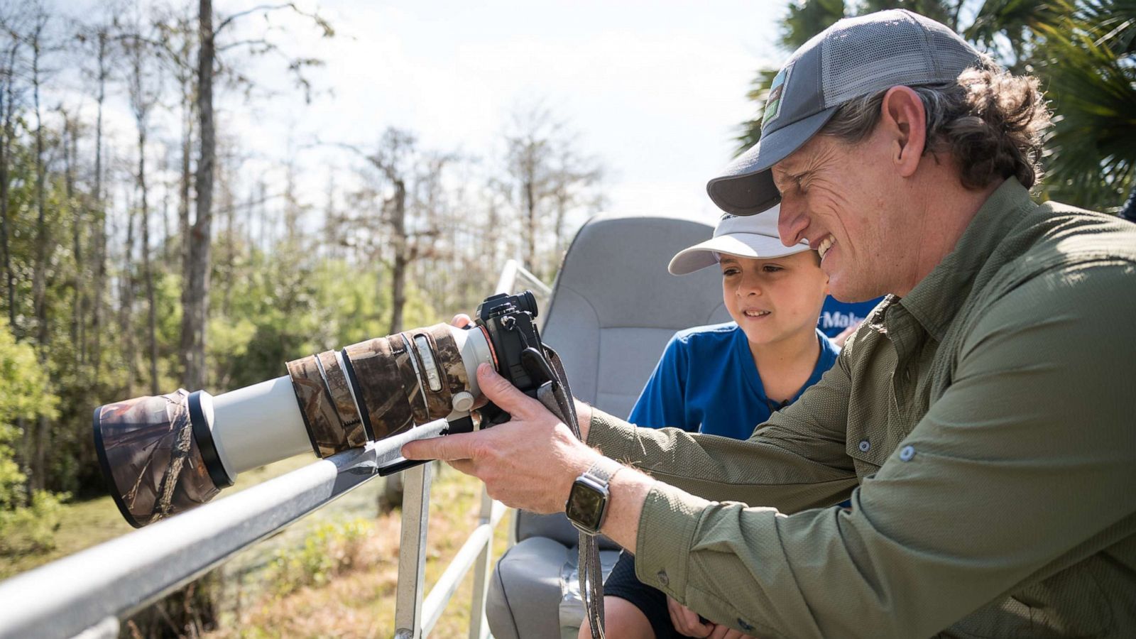 PHOTO: National Geographic photographer Carlton Ward Jr. shows Oban real-time visuals of Florida's wildlife.