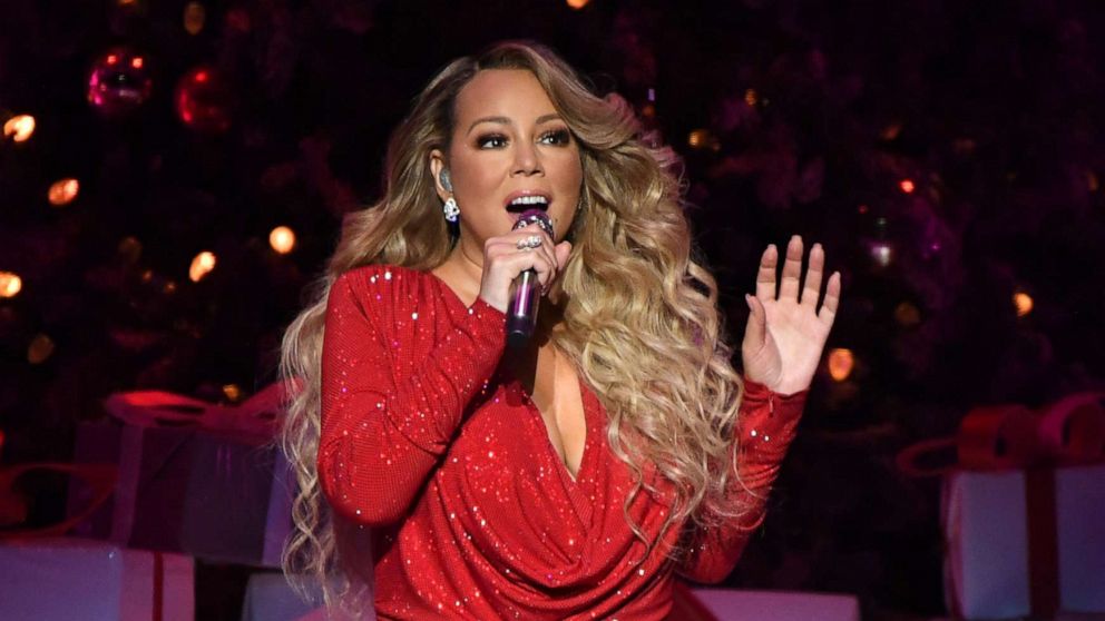 VIDEO: Mariah Carey becomes a New York Times Best Seller author