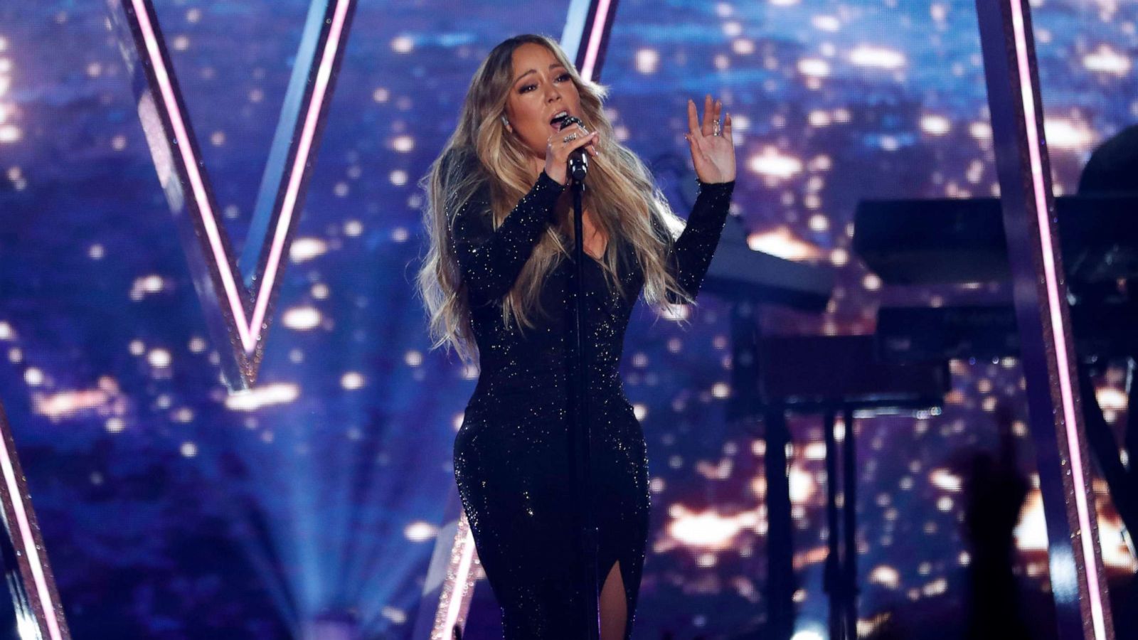 PHOTO: Mariah Carey performs at the 2019 Billboard Music Awards in Las Vegas, May 1, 2019.