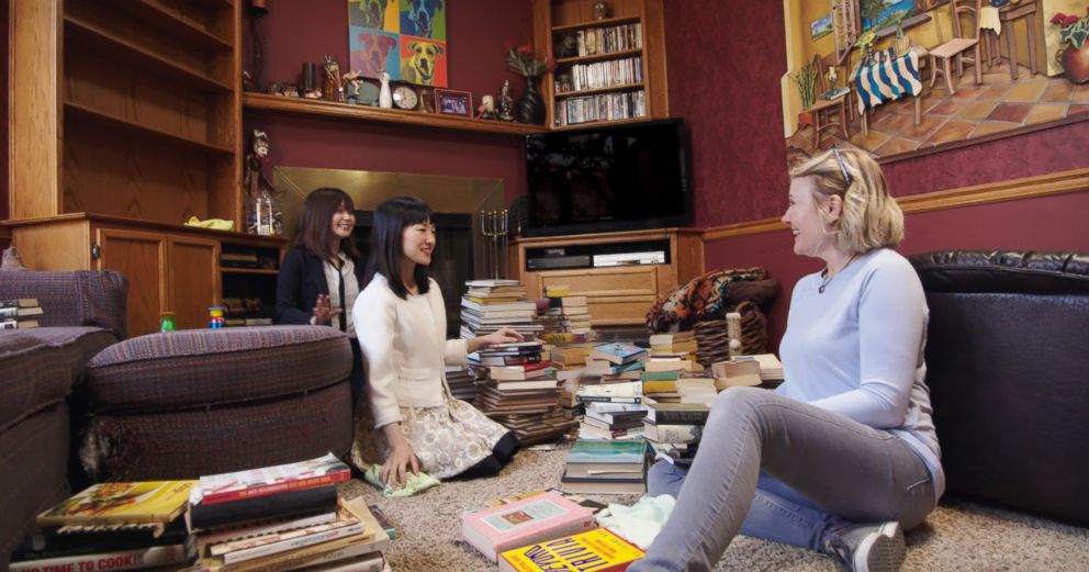 PHOTO: Marie Kondo and Margie Hodges appear on an episode of the Netflix series, "Tidying Up with Marie Kondo."