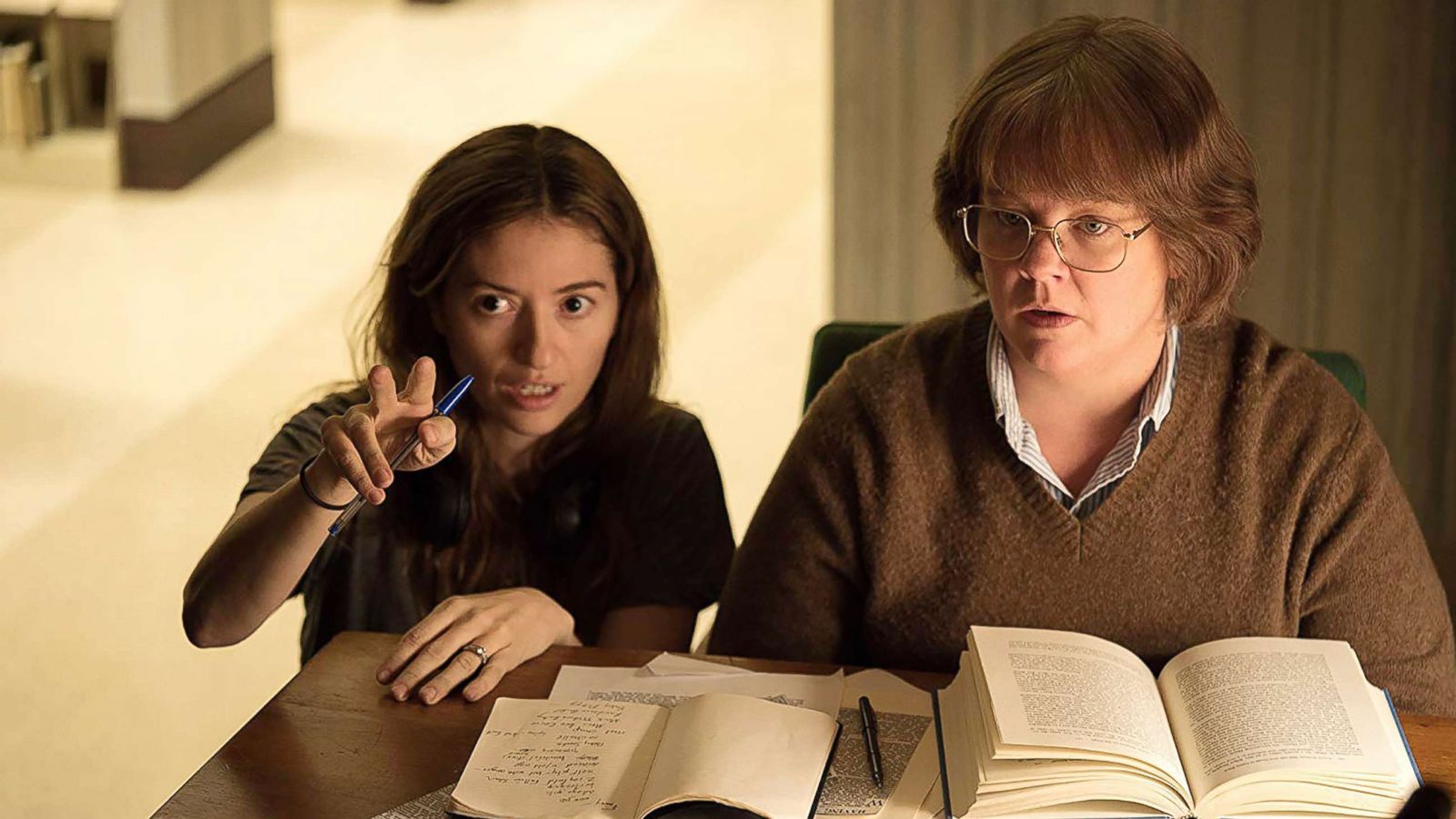 PHOTO: Melissa McCarthy and Marielle Heller are pictured on the set of "Can You Ever Forgive Me?"